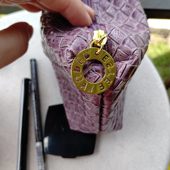 Avon Makeup Set - Picture 10 of 13